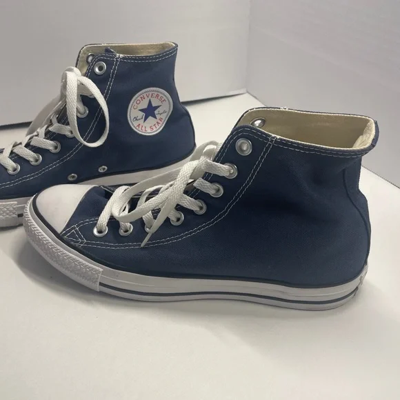 Converse Navy Blue Canvas High-Tops size 9 - price is firm - Picture 3 of 8